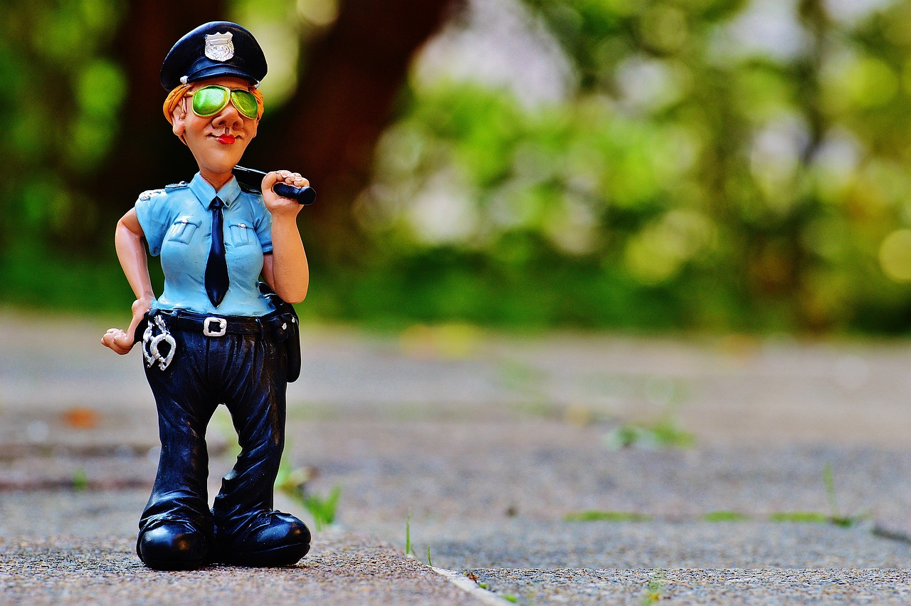 日本动漫中的警察形象深度探究与解析