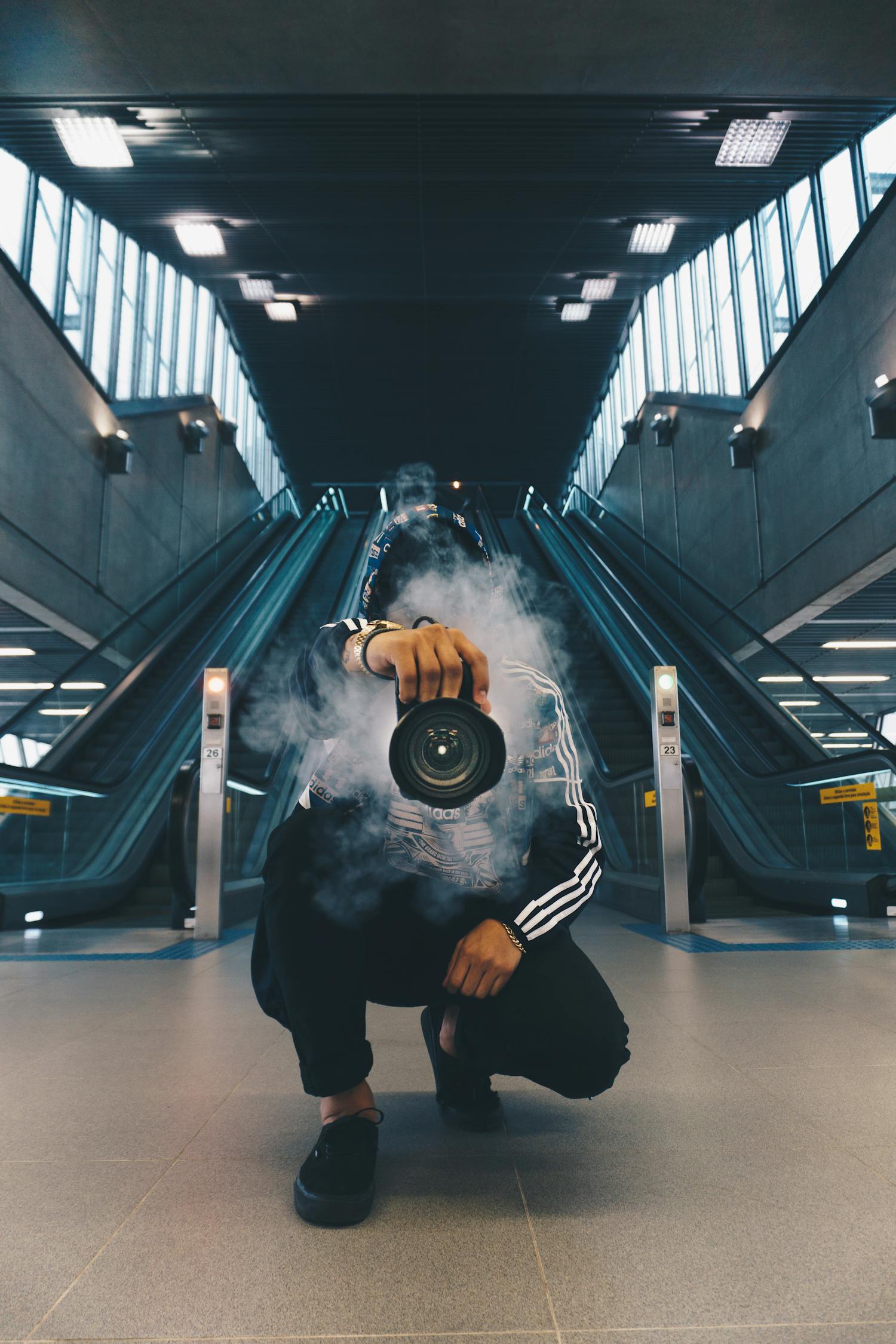 电梯电影，时空与视觉的奇妙交汇之旅
