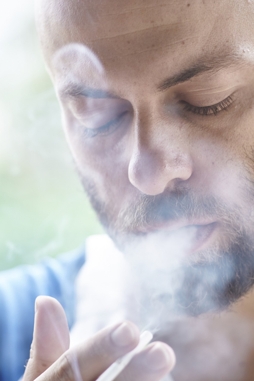最新魅力男性，定义新时代男性魅力的典范