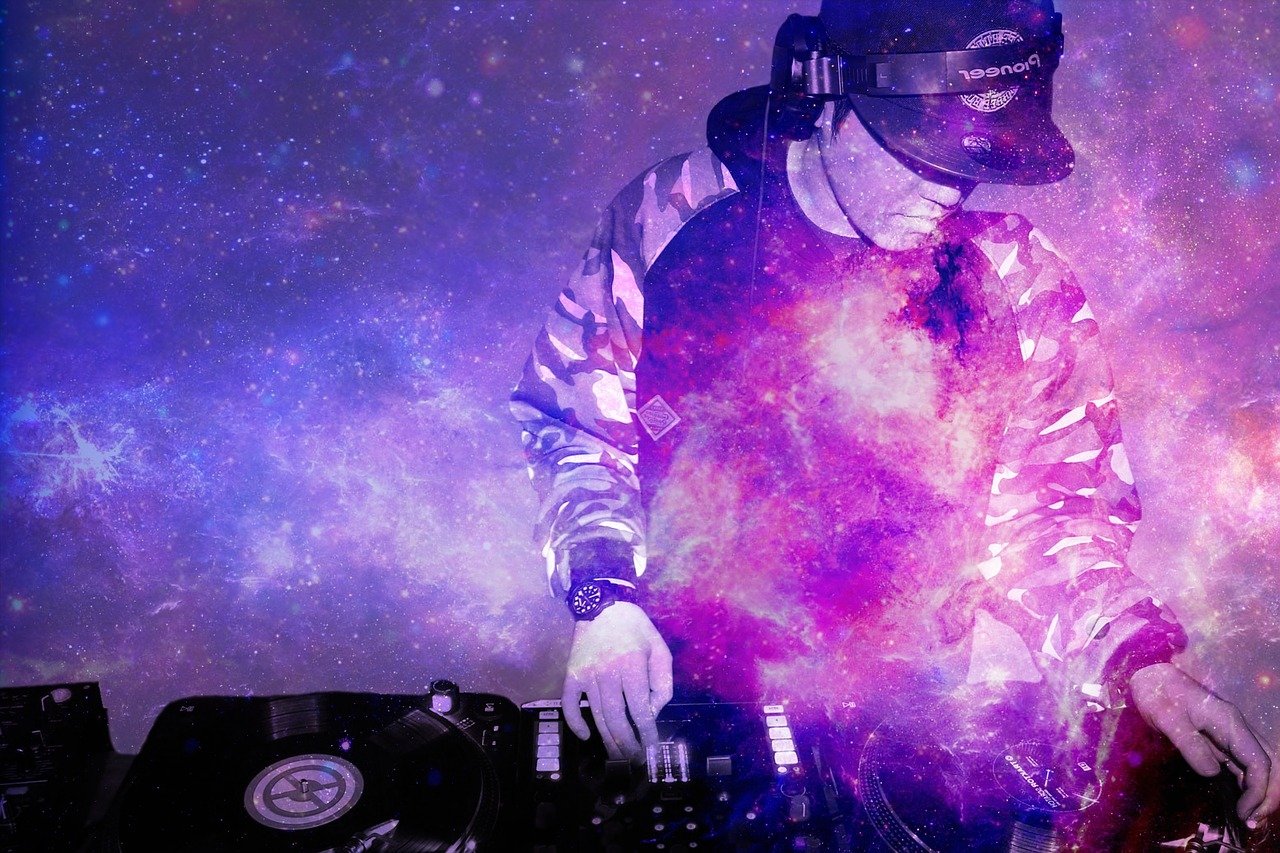 广场舞DJ版最新舞曲，舞动城市音乐魅力的魅力之选