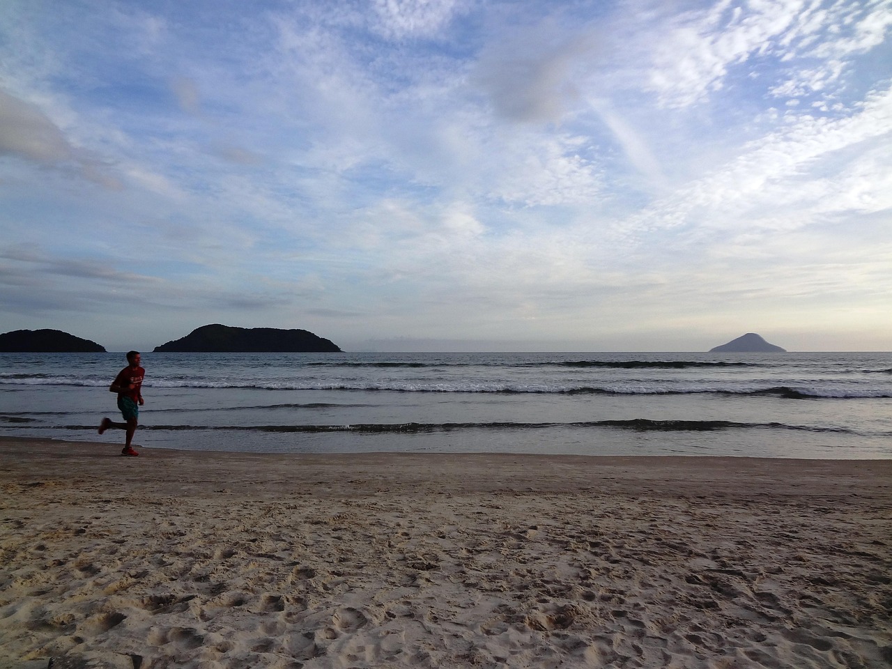 比赛湖，湖光山色间的竞技盛宴