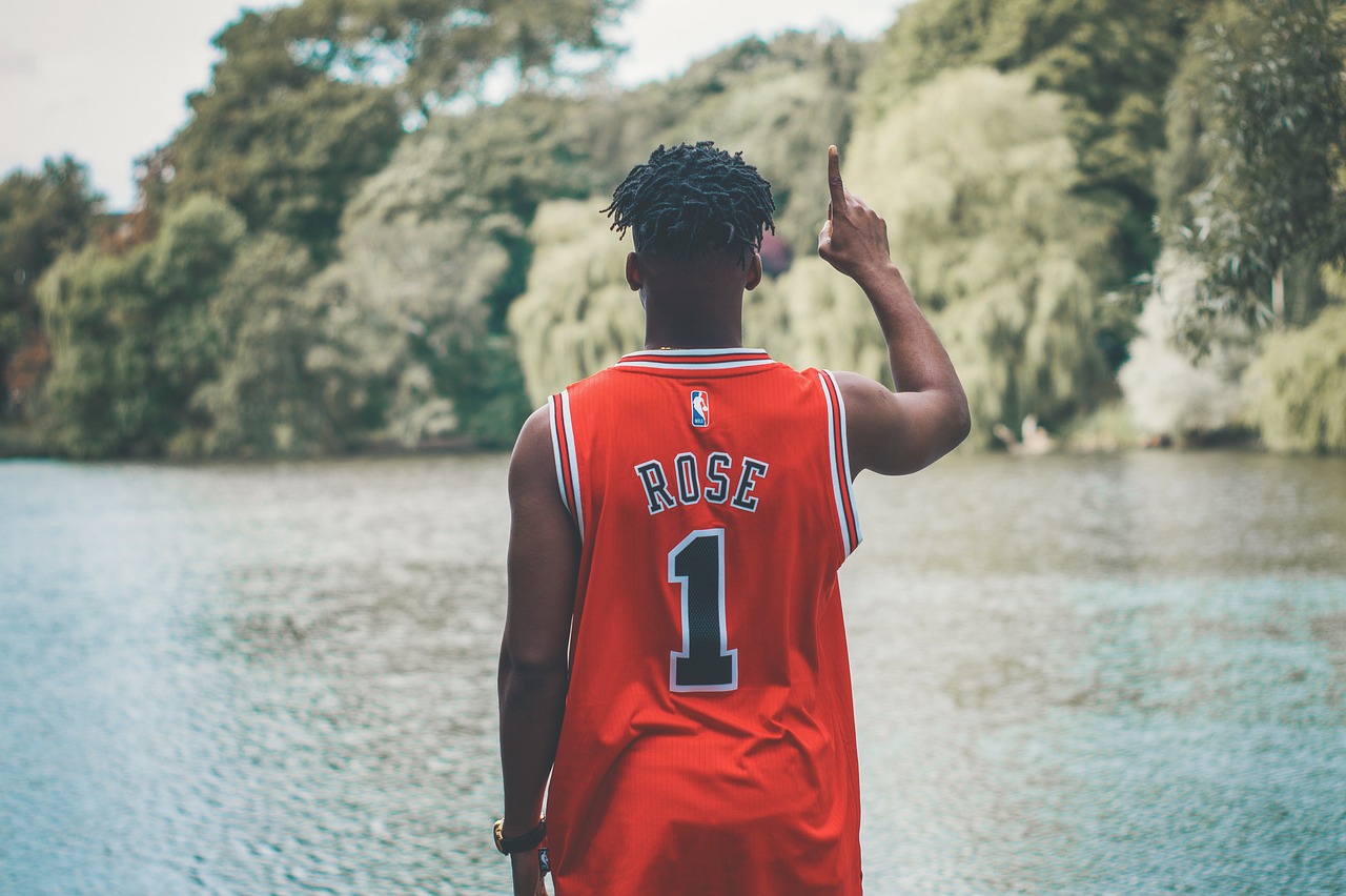 探索篮球盛宴的最佳途径，NBA比赛直播网站