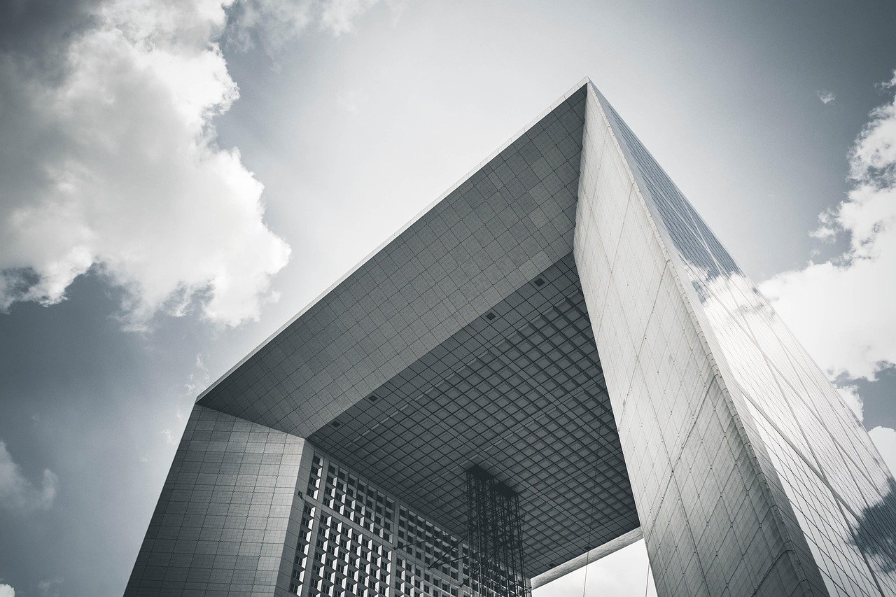 四月学建筑的明星，探索建筑情怀与未来展望之路