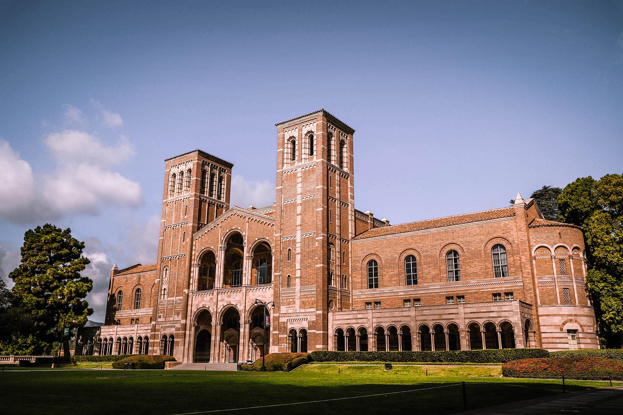 最新5月美国大学排名总览